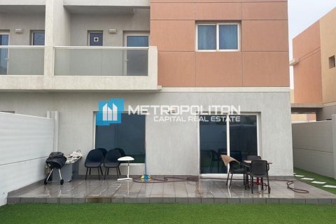 3 bedrooms Townhouse in Al Samha, UAE No. 123485