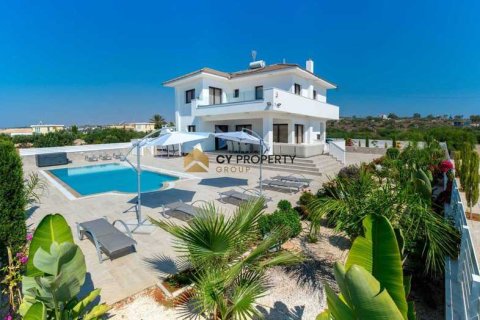 4 bedrooms House in Ayia Napa, Cyprus No. 40173 1