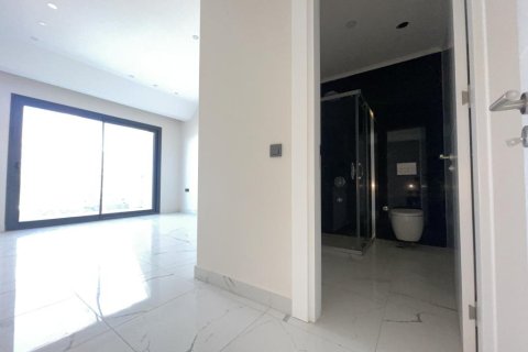 4 rooms Appartement à Lien Chieu, Vietnam No. 21516 3