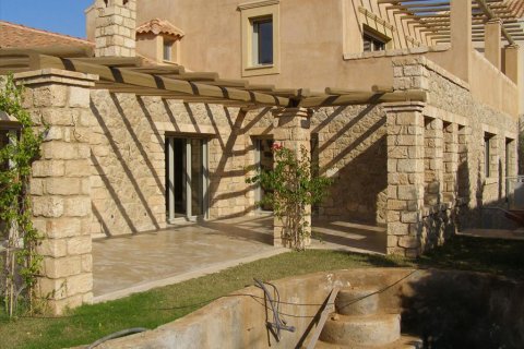 5 bedrooms House in Vari, Greece No. 60237 4