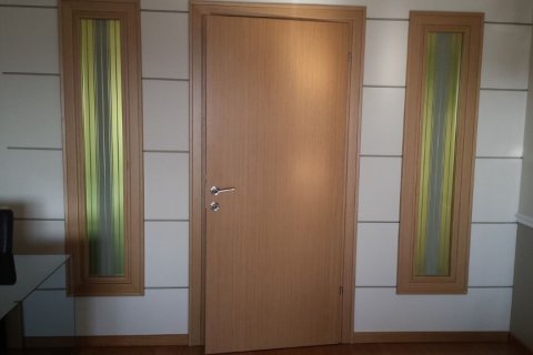 Коммерческая недвижимость 140м² в Салоники, Греция №108937 2