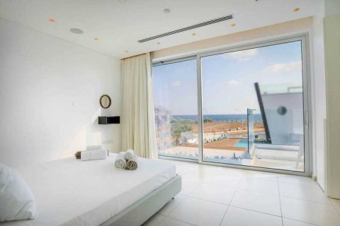 Дом с 3 спальнями в Айя Напа, Кипр №29399 7