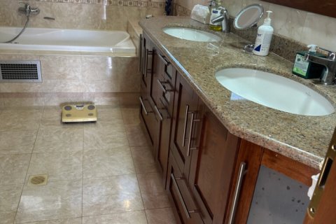 4 bedrooms Villa in Euboea, Greece No. 107679 26