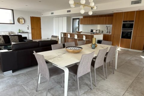 4 dormitorios House en Vence, France No. 83472 6