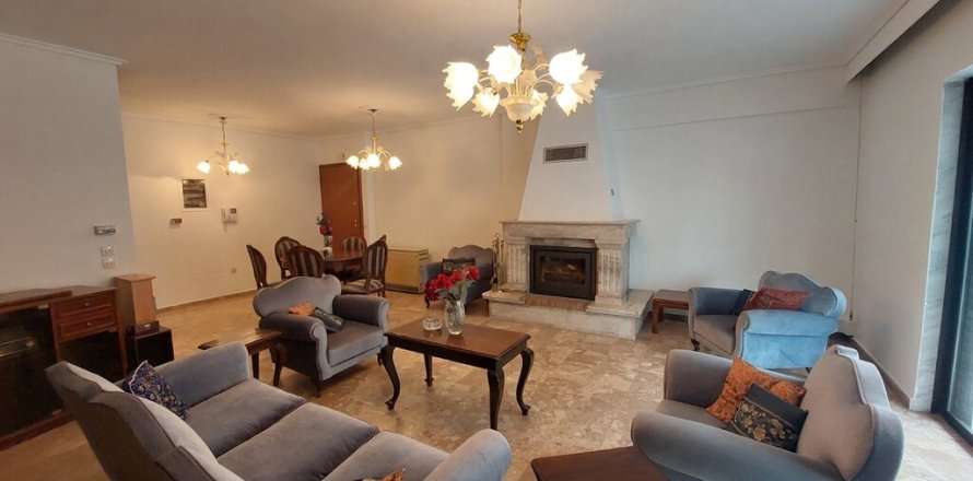 2 bedrooms Apartment in Kalamaria, Greece No. 117727