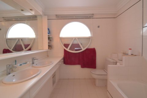 4 bedrooms Villa in Hai Bac, Vietnam No. 84898 27