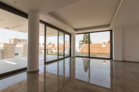 3 bedrooms Penthouse in Limassol, Cyprus No. 34174 3