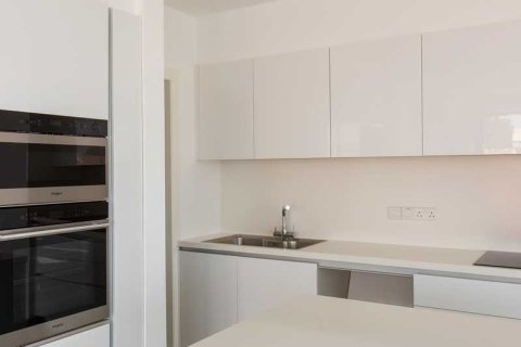 3 bedrooms Penthouse in Limassol, Cyprus No. 34174 6