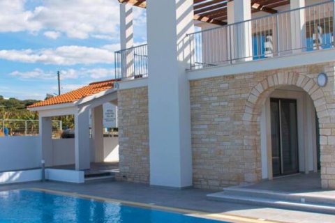 3 bedrooms Villa in Paphos, Cyprus No. 105422 5
