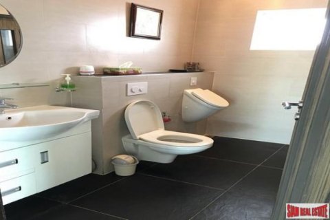 3 bedrooms House in Pattaya, Thailand No. 96482 5