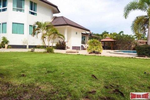 3 bedrooms House in Pattaya, Thailand No. 96482 17