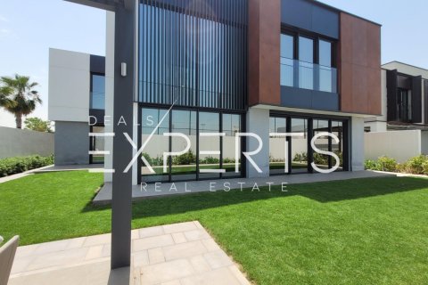 6 bedrooms Villa in Bavaria Town, Vietnam No. 72652 1