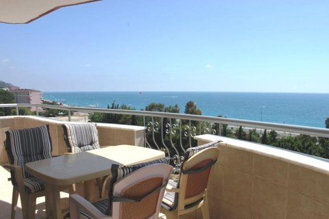 5 rooms Appartement à Mahmutlar, Turkey No. 123513