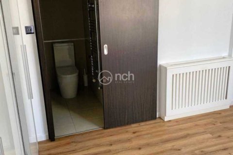 4 bedrooms Penthouse in Germasogeia, Cyprus No. 33558 16