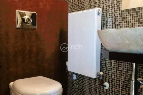 4 bedrooms Penthouse in Germasogeia, Cyprus No. 33558 15