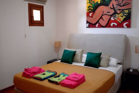 5 bedrooms Villa in Paphos, Cyprus No. 81929 13