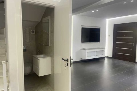 3 bedrooms House in Agios Athanasios, Cyprus No. 30995 16