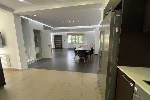 3 bedrooms House in Agios Athanasios, Cyprus No. 30995 7