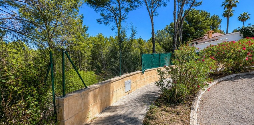 400m² Land in Santa Ponsa, Spain No. 126704
