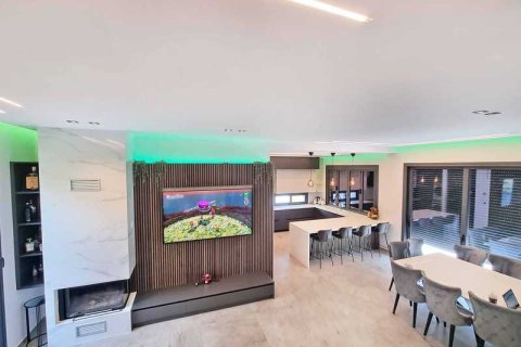 4 dormitorios Villa en Parekklisia, Cyprus No. 30496 2