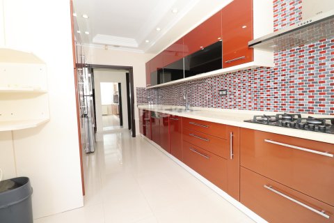 3 bedrooms Apartment in Phu Tan, Vietnam No. 92884 8