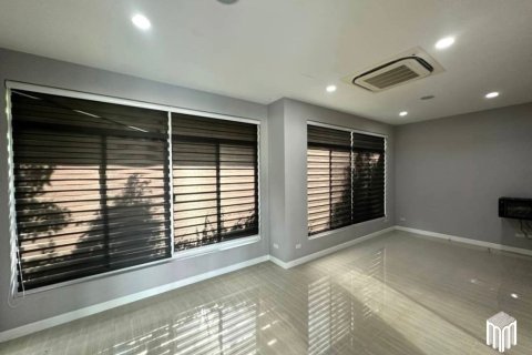 4 bedrooms House in Chiang Mai, Thailand No. 97939 10