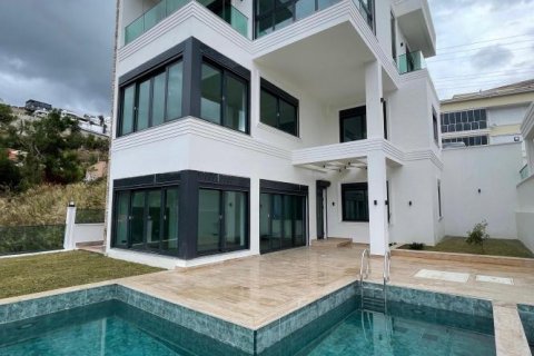 5 habitaciones Villa en Kargicak, Turkey No. 125351