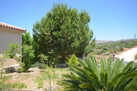 5 bedrooms House in Tala, Cyprus No. 37376 1