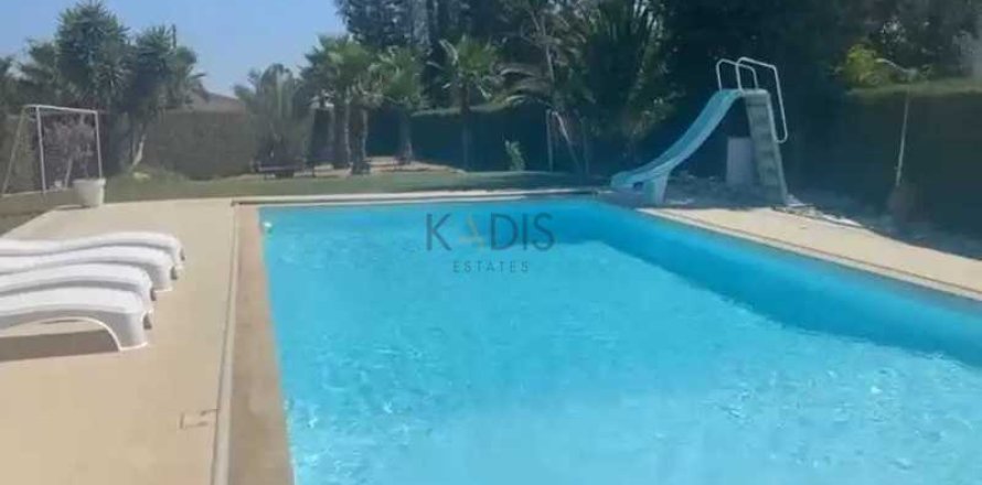 5 dormitorios Villa en Ypsonas, Cyprus No. 70730