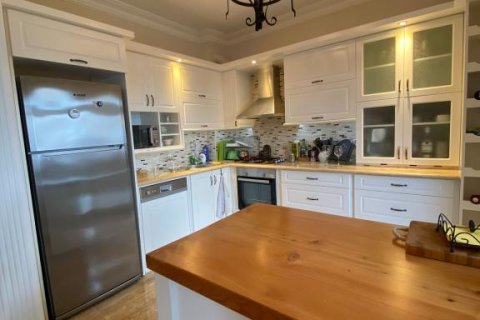 Квартира с 4 комнатами в Chau Lang, Вьетнам №21398 4