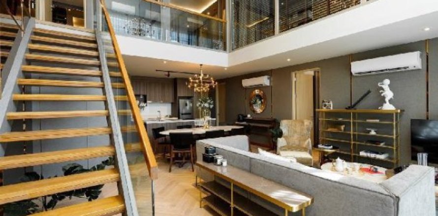 3 bedrooms Apartment in Bangkok, Thailand No. 96203