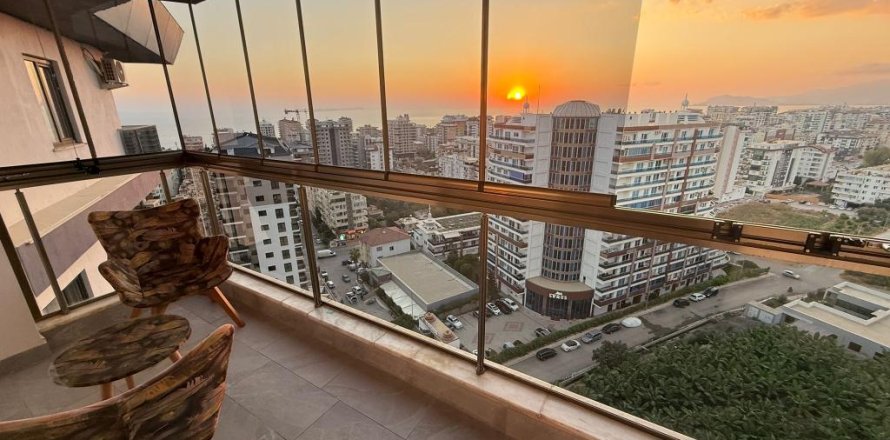 3 rooms Apartment in Mahmutlar, Turkey No. 123589