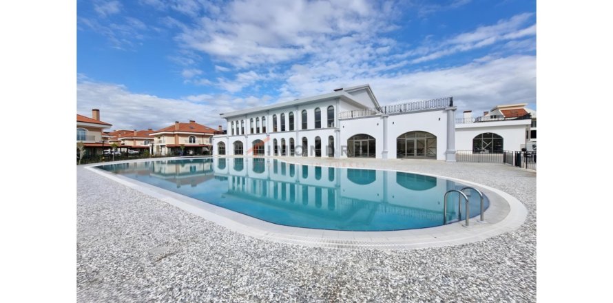 2 bedrooms Apartment in Dosemealti, Turkey No. 121528