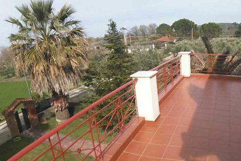 3 bedrooms House in Euboea, Greece No. 54475 5