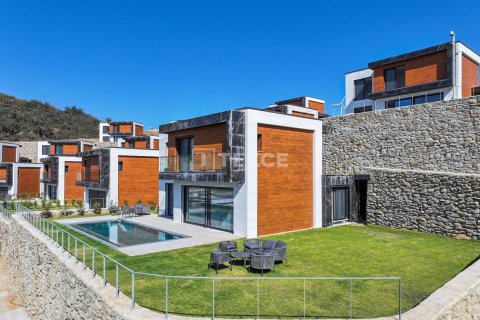 4 bedrooms Villa in Phi Dien, Vietnam No. 11069 12