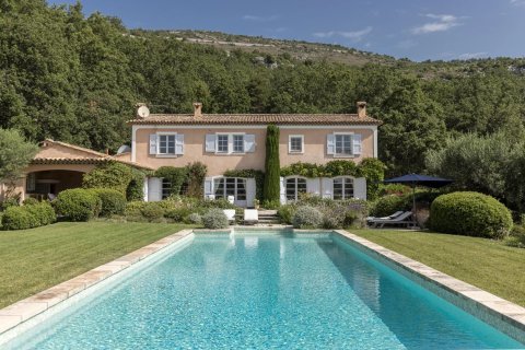 6 bedrooms Villa in Saint-Vallier-de-Thiey, France No. 99762 1