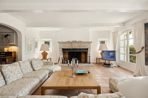 6 bedrooms Villa in Saint-Vallier-de-Thiey, France No. 99762 6