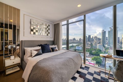 2 bedrooms Condo  in Bangkok, Thailand No. 2147 1