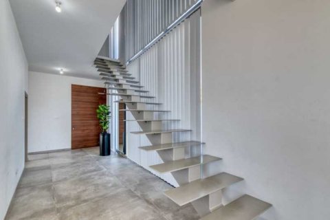 4 bedrooms House in Aradippou, Cyprus No. 78363 6