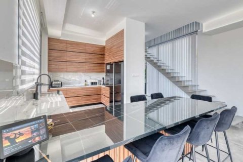 4 bedrooms House in Aradippou, Cyprus No. 78363 4