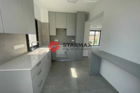 4 bedrooms House in Pyla, Cyprus No. 82439 8