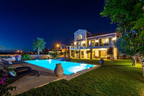 7 bedrooms Villa in Bich Dong, Vietnam No. 75790 26