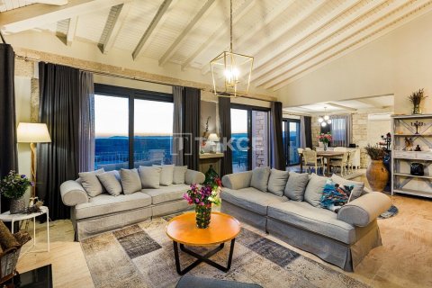 7 bedrooms Villa in Bich Dong, Vietnam No. 75790 11