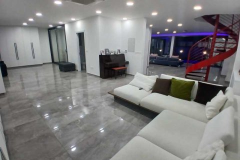 3 bedrooms House in Enkomi, Cyprus No. 72154 8