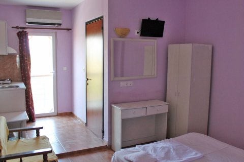 16 rooms Hotel à Pieria, Greece No. 55894 13