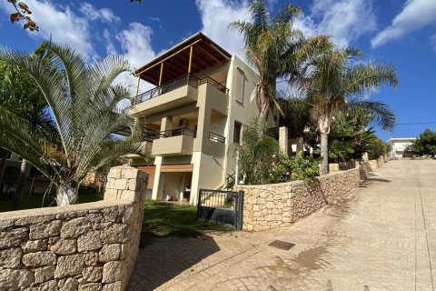 Дом с 4 спальнями в Ханья, Греция №78720 2