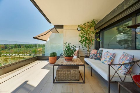 4 bedrooms Apartment in Madrid, Spain No. 116972