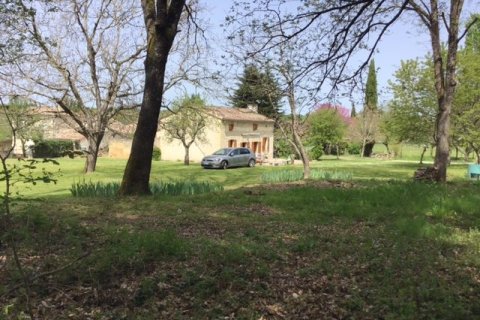 2 bedrooms House in Dordogne, France No. 69449 1