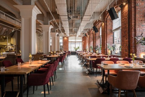 110m² Commercial property in L'Eixample, Spain No. 124311