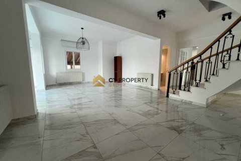 4 bedrooms House in Larnaca, Cyprus No. 31466 3